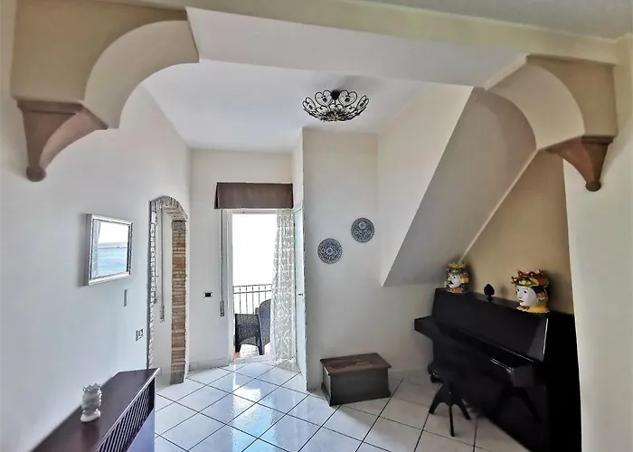 Nesea Naxos - Sicilian