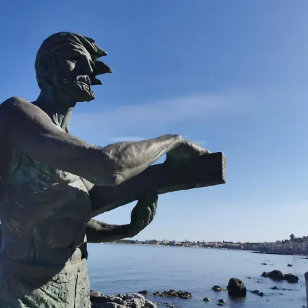 Nesea Naxos - Sicilian * 贾迪尼-纳克索斯